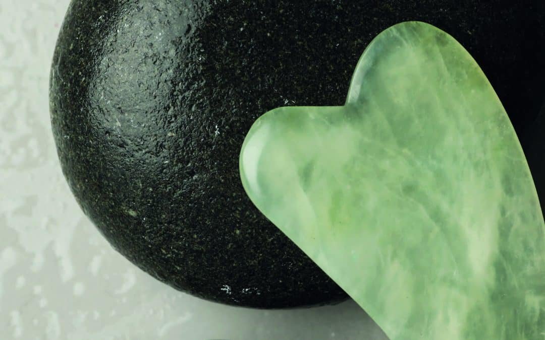 On a testé la nouvelle tendance du moment, le Gua Sha et on vous dit tout !